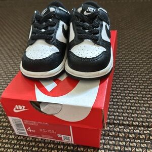 Nike Panda Dunks Low with box sz.4C